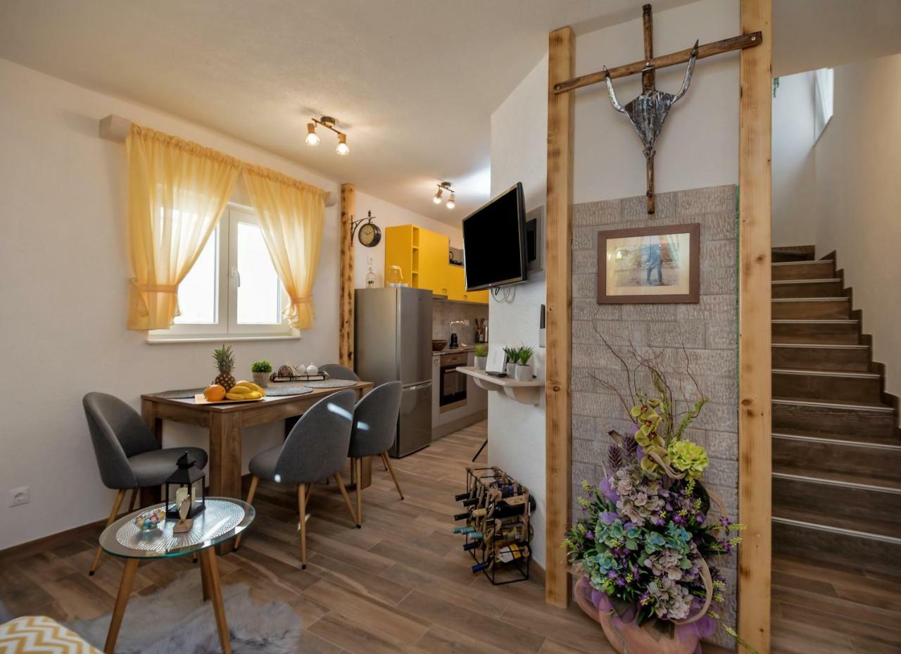 Apartment Cesarica Baška Voda Zewnętrze zdjęcie